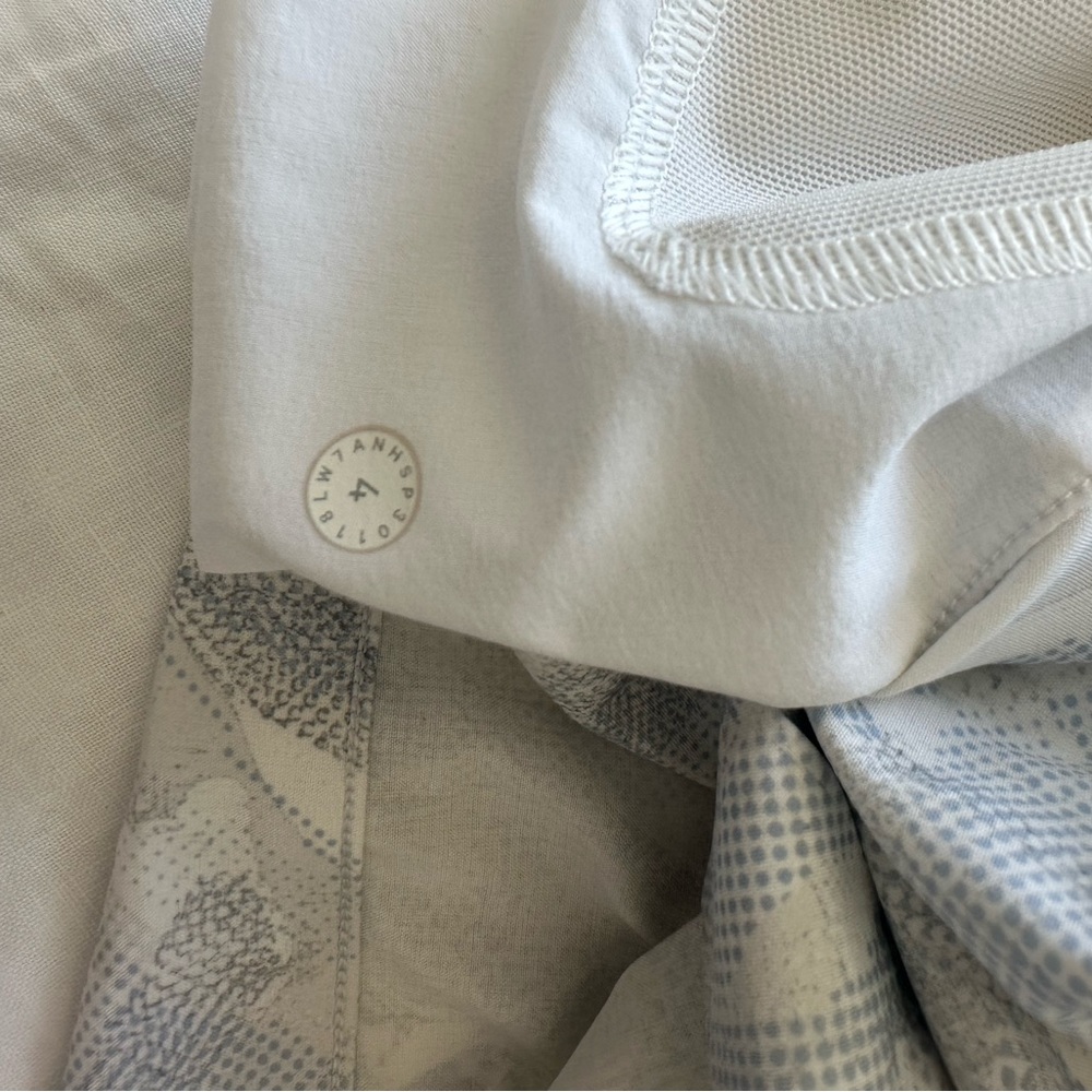 Lululemon Gray Patterned Shorts - image 6